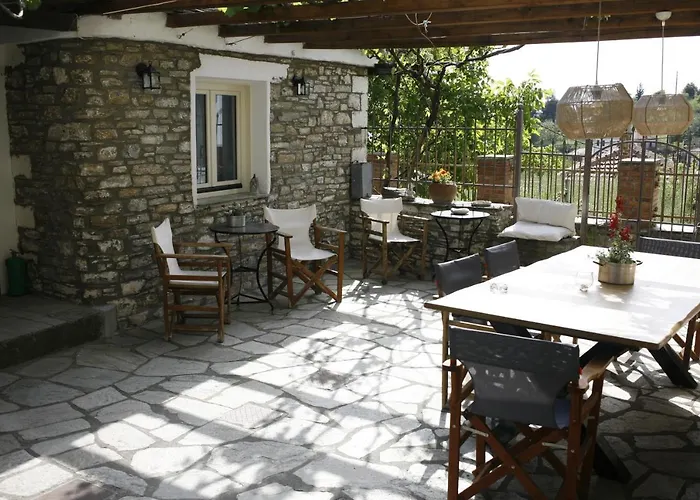 Casa de hóspedes Ξενώνας Λαύκος *